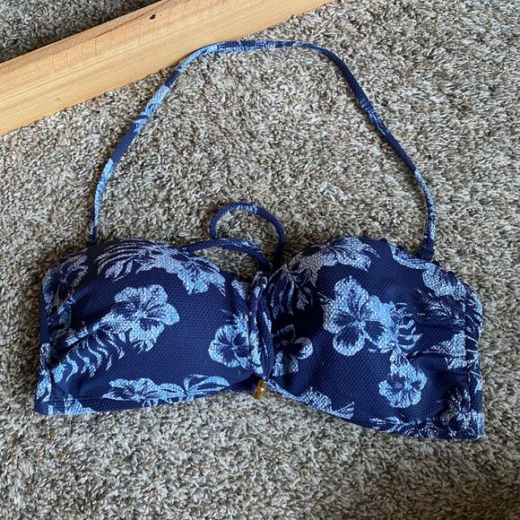 Tommy Bahama Chambray Blossoms blue swim suit top - Picture 1 of 5